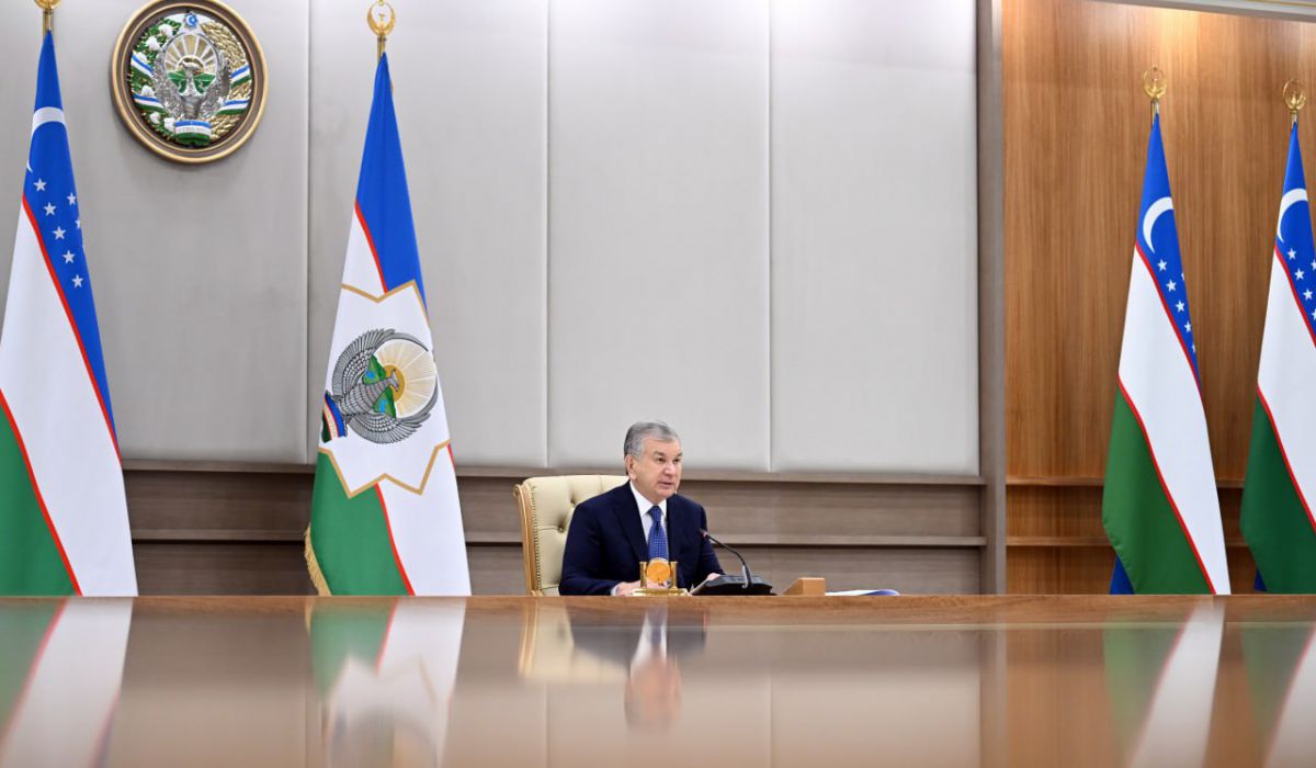 Umuman, kambag‘allikni qisqartirish va bandlik rejalarini bajarishdagi mas’uliyatsizlik uchun yil boshidan 261 nafar mas’ul ishdan olingani, yana 492 nafariga intizomiy jazo berilgani ma’lum qilindi. 