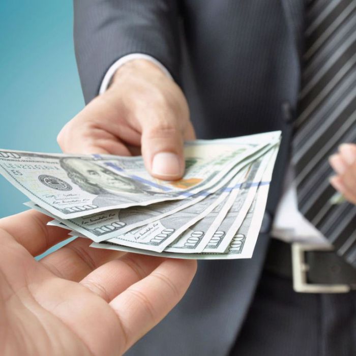 Shovot tuman tibbiyot birlashmasiga 600$ ga ishga kirtishni vada qilgan firibgar qoʼlga olindi.